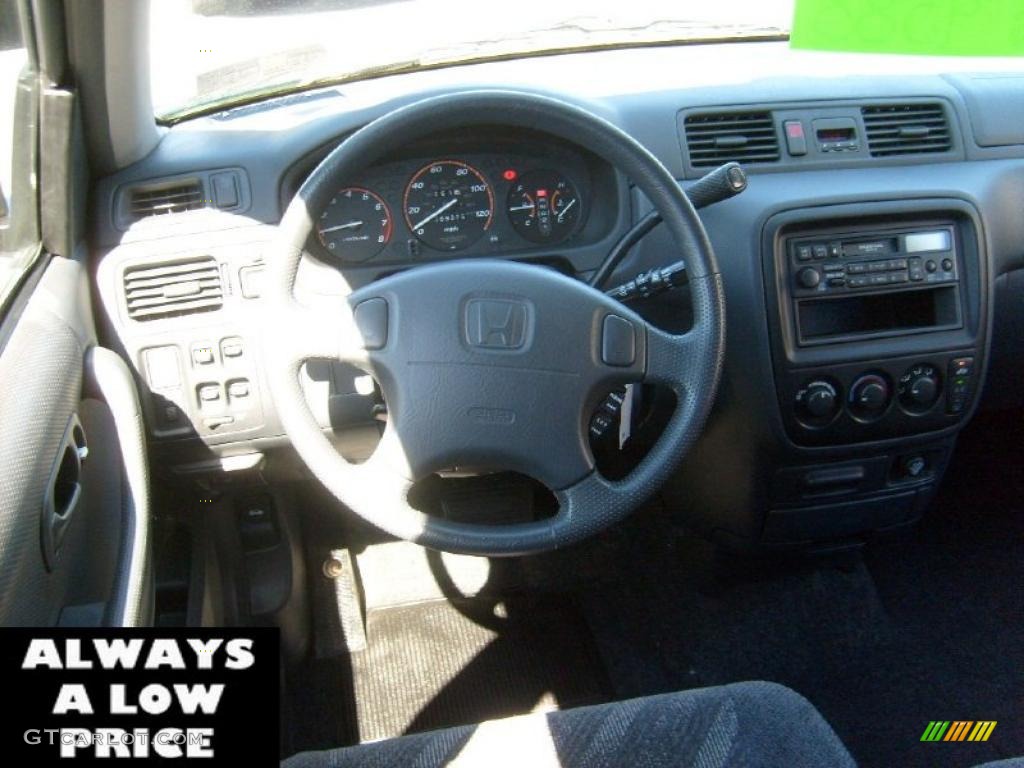 2001 CR-V LX 4WD - Clover Green Pearl / Dark Gray photo #14