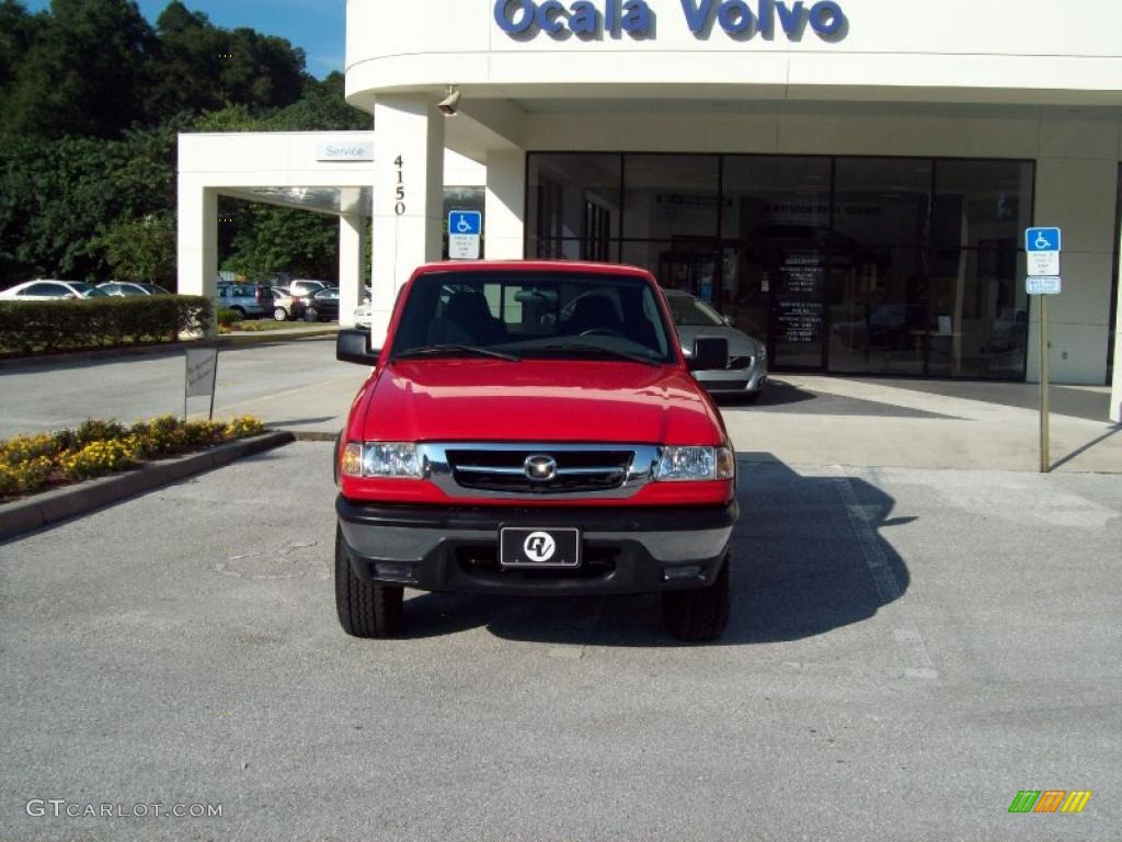 2007 B-Series Truck B4000 Extended Cab 4x4 - Volcanic Red / Graphite photo #2