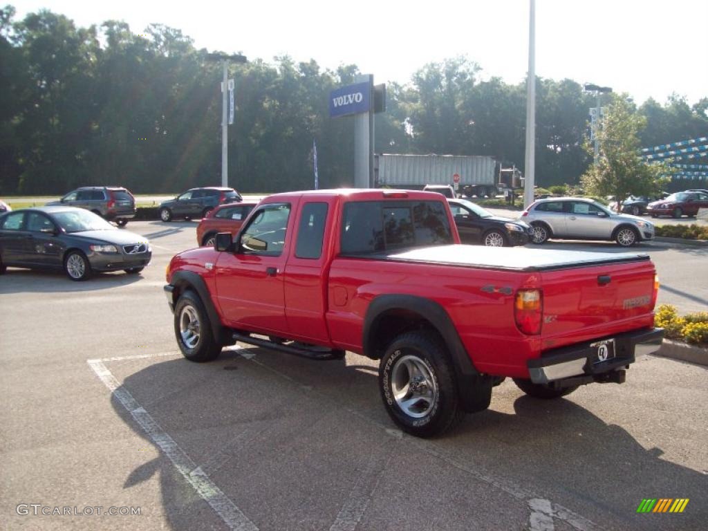 2007 B-Series Truck B4000 Extended Cab 4x4 - Volcanic Red / Graphite photo #5