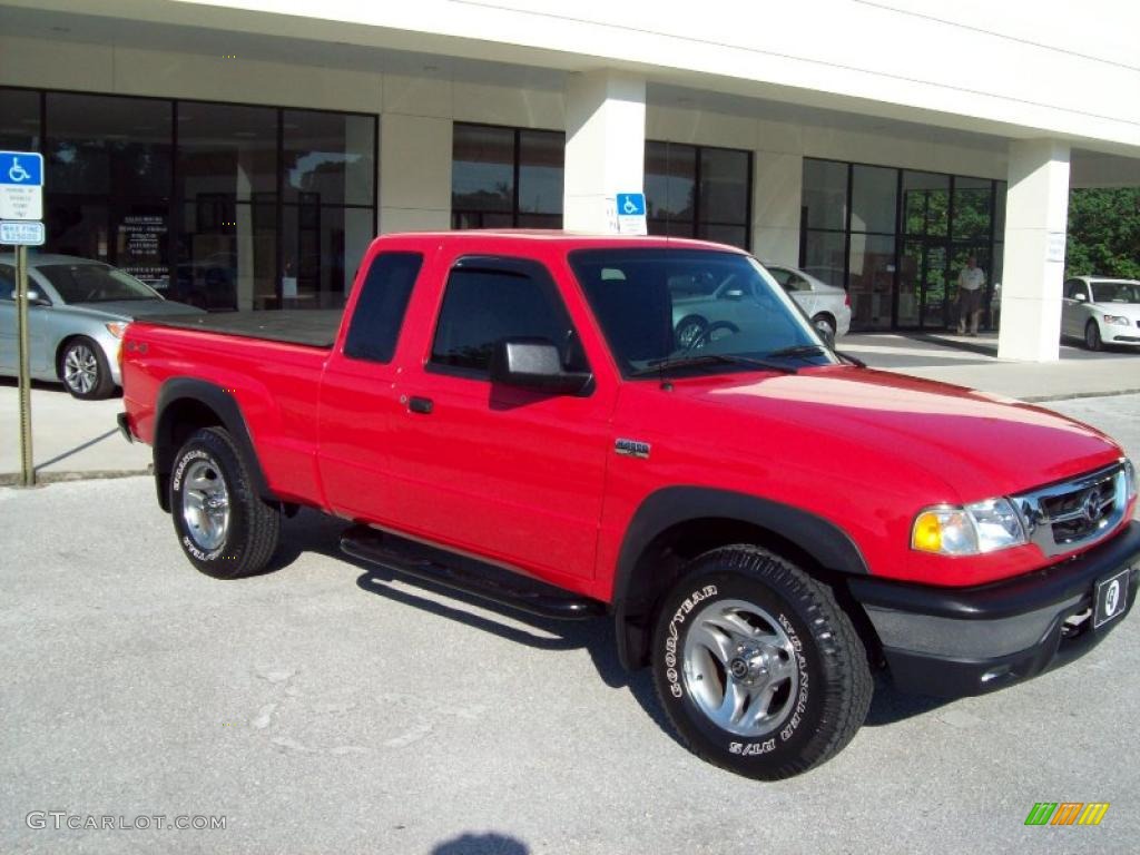 2007 B-Series Truck B4000 Extended Cab 4x4 - Volcanic Red / Graphite photo #9