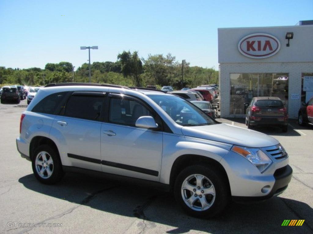 2009 Pure Platinum Metallic Suzuki XL7 Luxury AWD 36817166 Photo 5