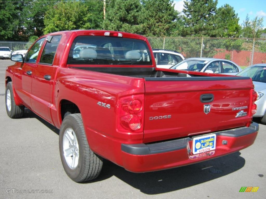 2010 Dakota Big Horn Crew Cab 4x4 - Inferno Red Crystal Pearl / Dark Slate Gray/Medium Slate Gray photo #21