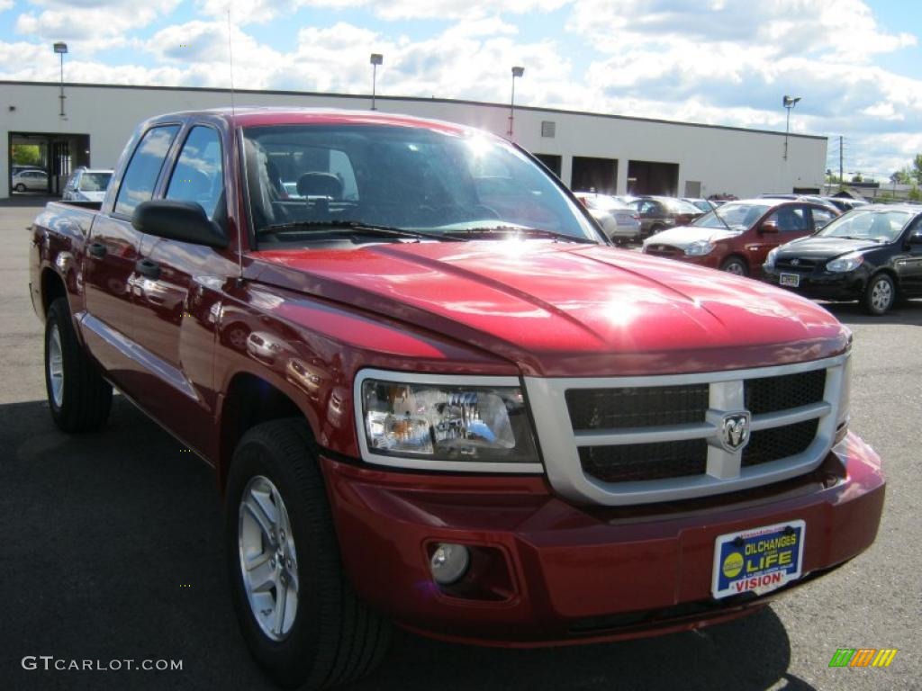 2010 Dakota Big Horn Crew Cab 4x4 - Inferno Red Crystal Pearl / Dark Slate Gray/Medium Slate Gray photo #23