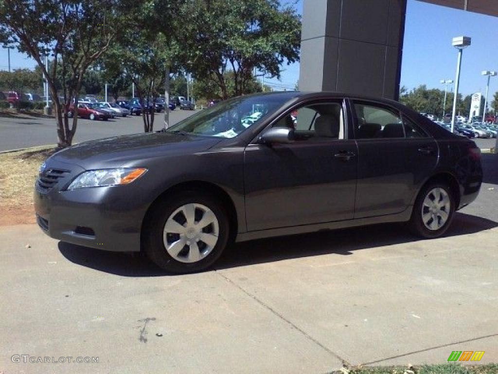 2008 Camry LE V6 - Magnetic Gray Metallic / Bisque photo #18