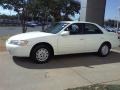 Super White - Camry LE Photo No. 18