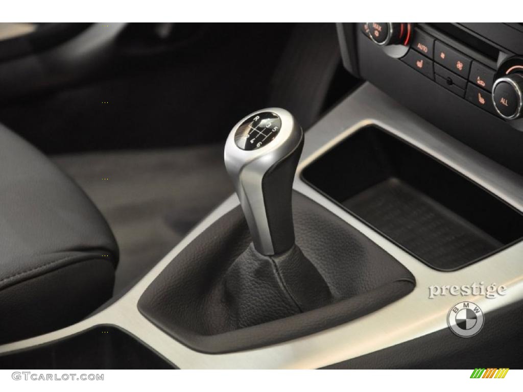 2010 3 Series 328i Coupe - Jet Black / Black photo #16