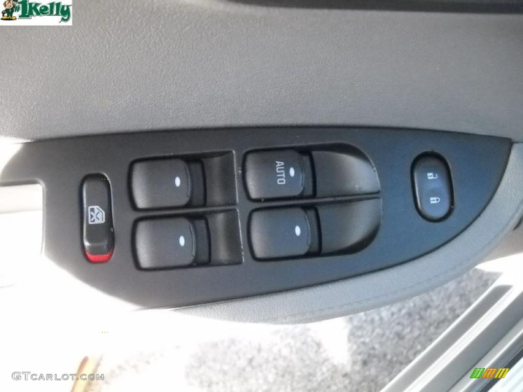 2007 Aura XE - Ocean Mist Metallic / Gray photo #16