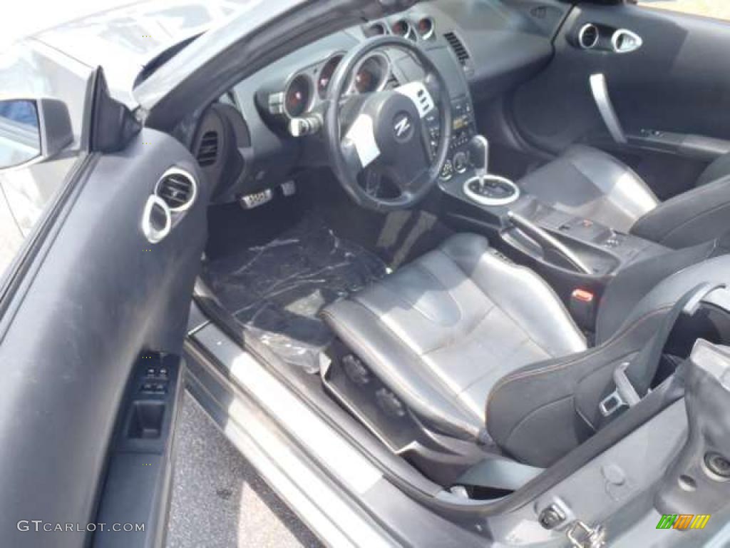 2005 350Z Touring Roadster - Silverstone Metallic / Charcoal photo #9