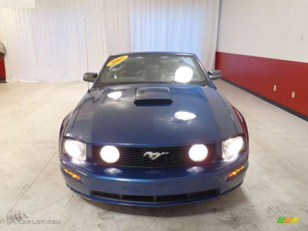 2007 Mustang GT Premium Convertible - Vista Blue Metallic / Dark Charcoal photo #2