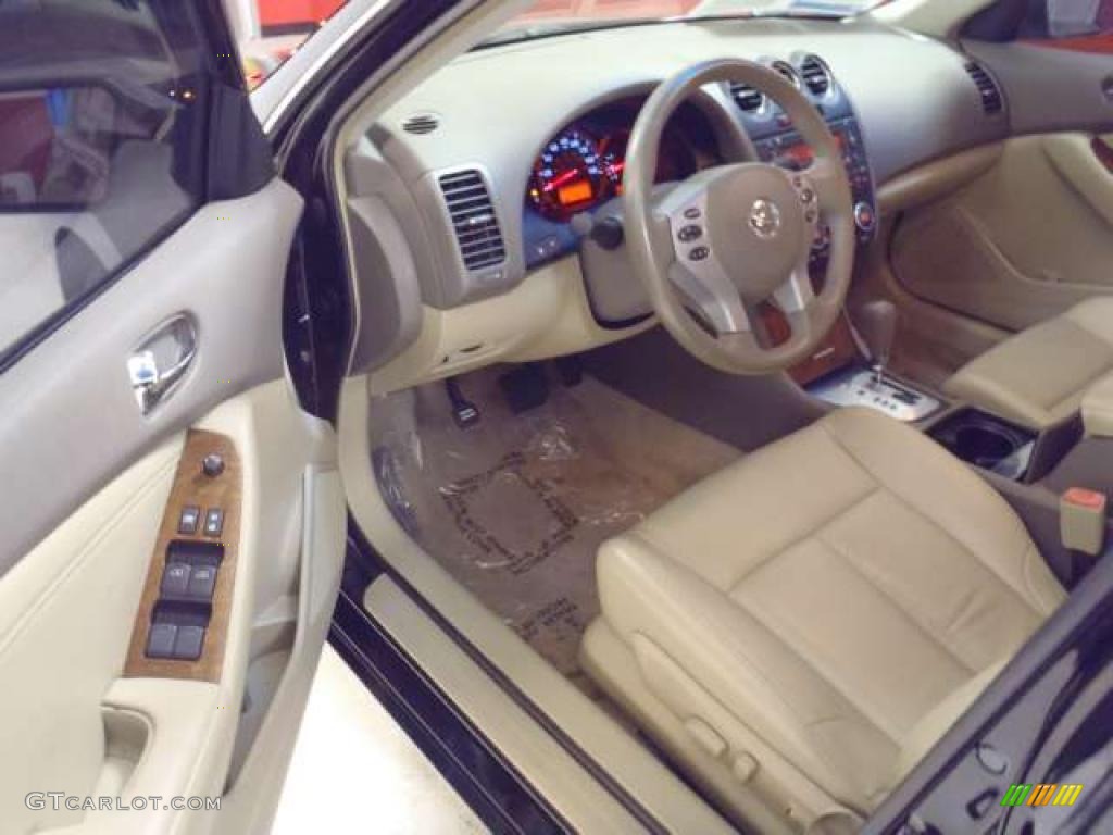 2007 Altima 2.5 SL - Super Black / Blond photo #13