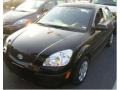 Midnight Black - Rio Sedan Photo No. 1