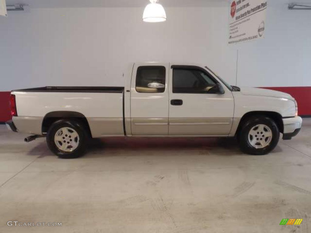 2006 Silverado 1500 LT Extended Cab - Summit White / Dark Charcoal photo #3