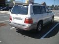 Natural White - Land Cruiser  Photo No. 3