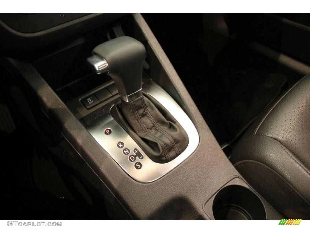 2010 Jetta Limited Edition Sedan - Platinum Grey Metallic / Titan Black photo #16