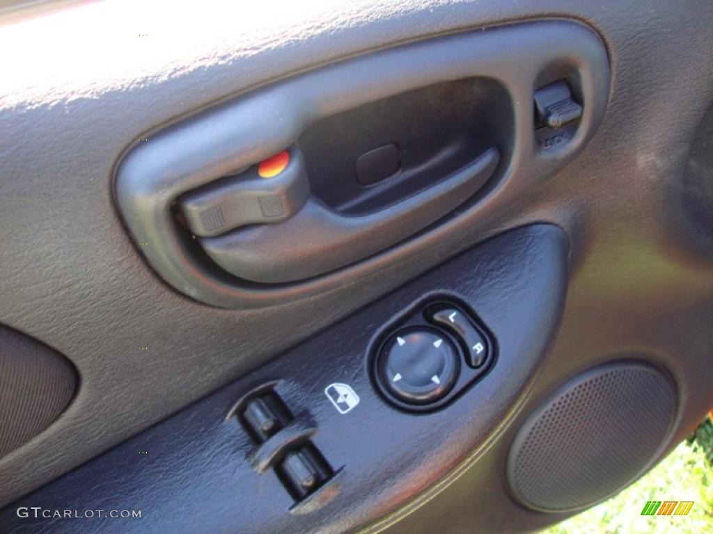 2005 Neon SXT - Orange Blast Pearlcoat / Dark Slate Gray photo #14