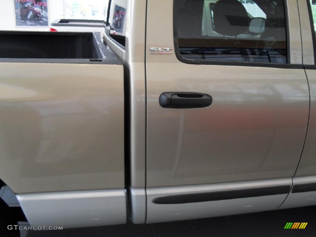2002 Ram 1500 SLT Quad Cab 4x4 - Light Almond Pearl / Dark Slate Gray photo #8