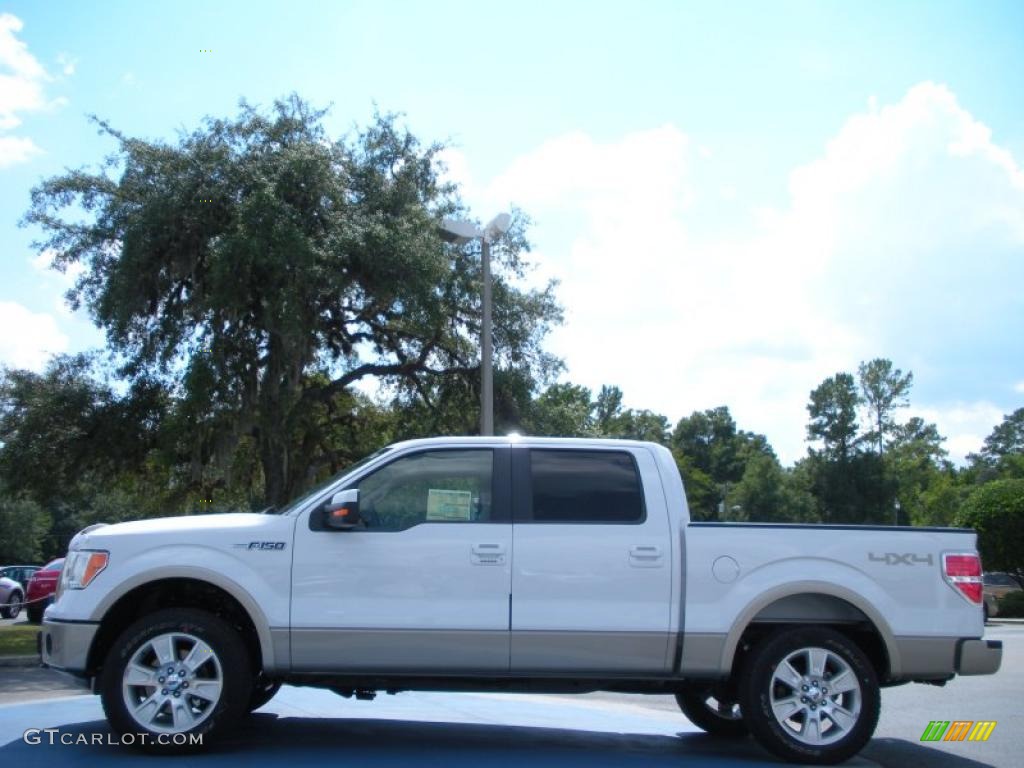 2010 F150 Lariat SuperCrew 4x4 - Oxford White / Tan photo #2