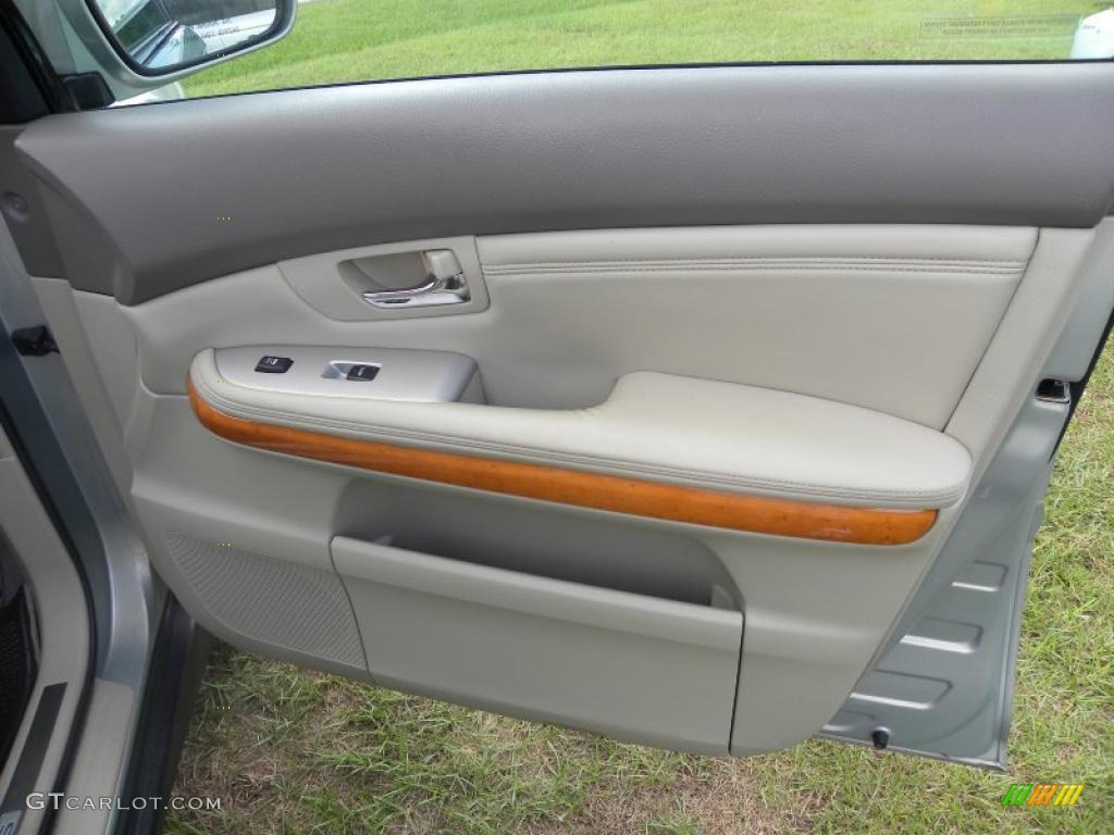 2005 RX 330 - Bamboo Pearl / Ivory photo #11