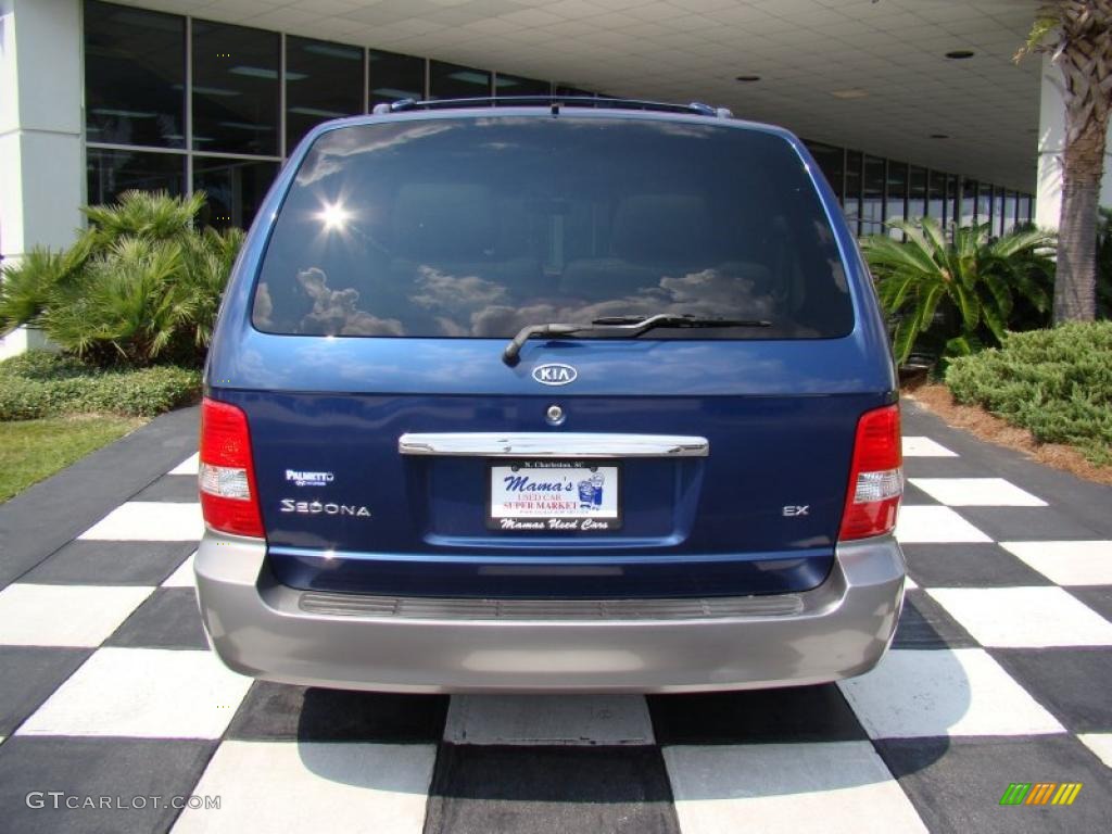2004 Sedona EX - Imperial Blue / Gray photo #8