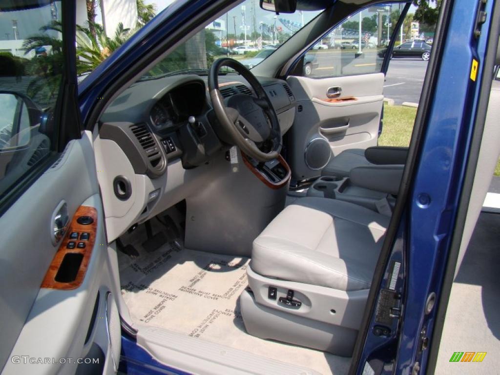 2004 Sedona EX - Imperial Blue / Gray photo #10