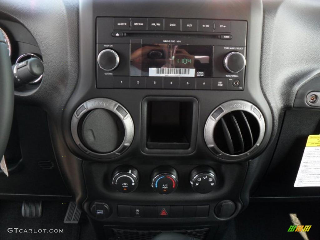 2011 Wrangler Sport S 4x4 - Flame Red / Black photo #13