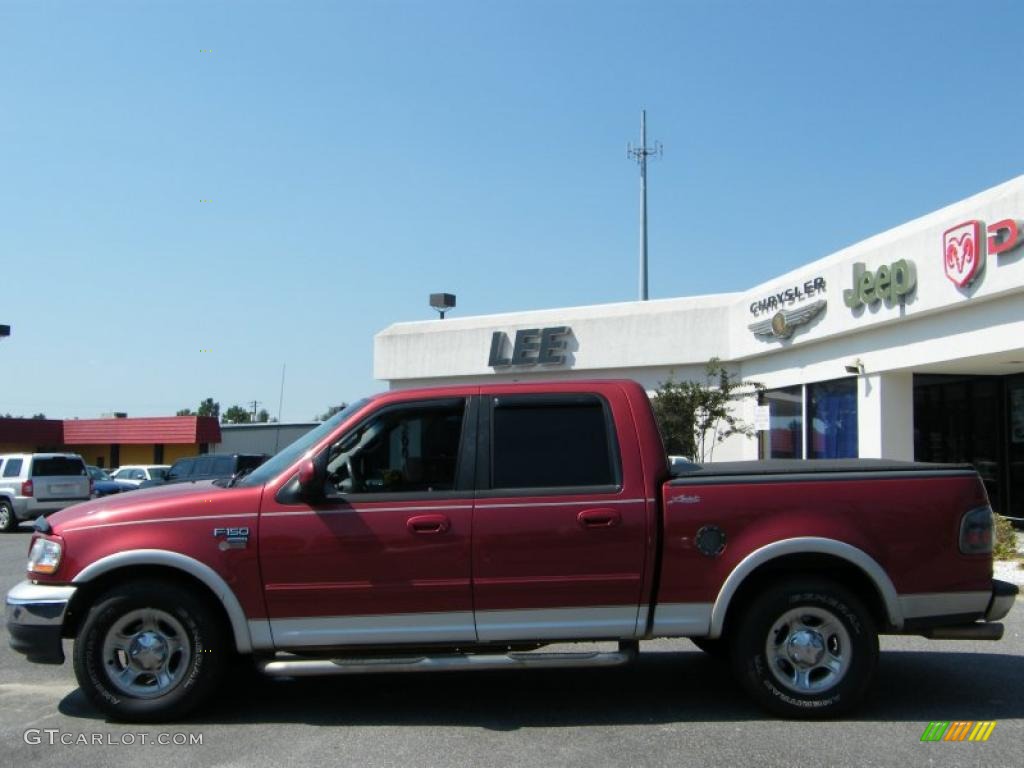 2002 F150 Lariat SuperCrew - Toreador Red Metallic / Medium Graphite photo #2
