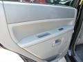 Black - Grand Cherokee Laredo Photo No. 24