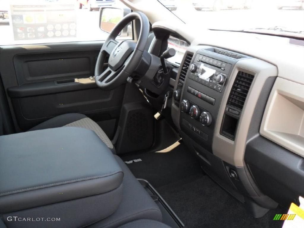 2011 Ram 1500 ST Crew Cab 4x4 - Bright White / Dark Slate Gray/Medium Graystone photo #20