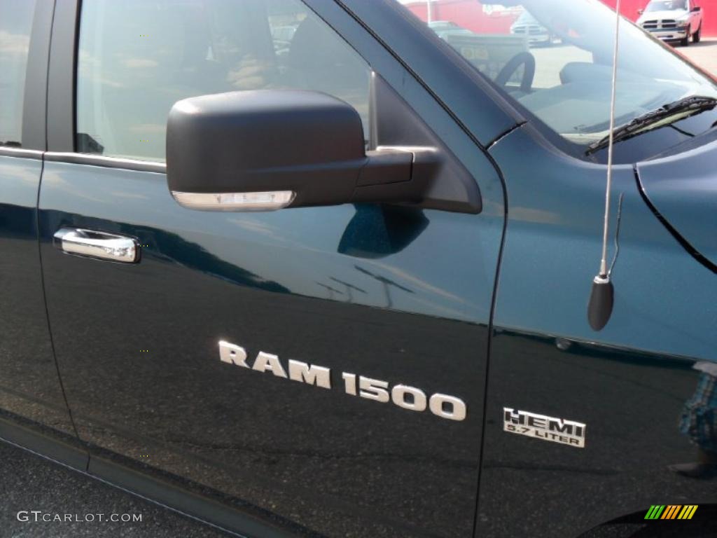 2011 Ram 1500 Big Horn Quad Cab 4x4 - Hunter Green Pearl / Light Pebble Beige/Bark Brown photo #24