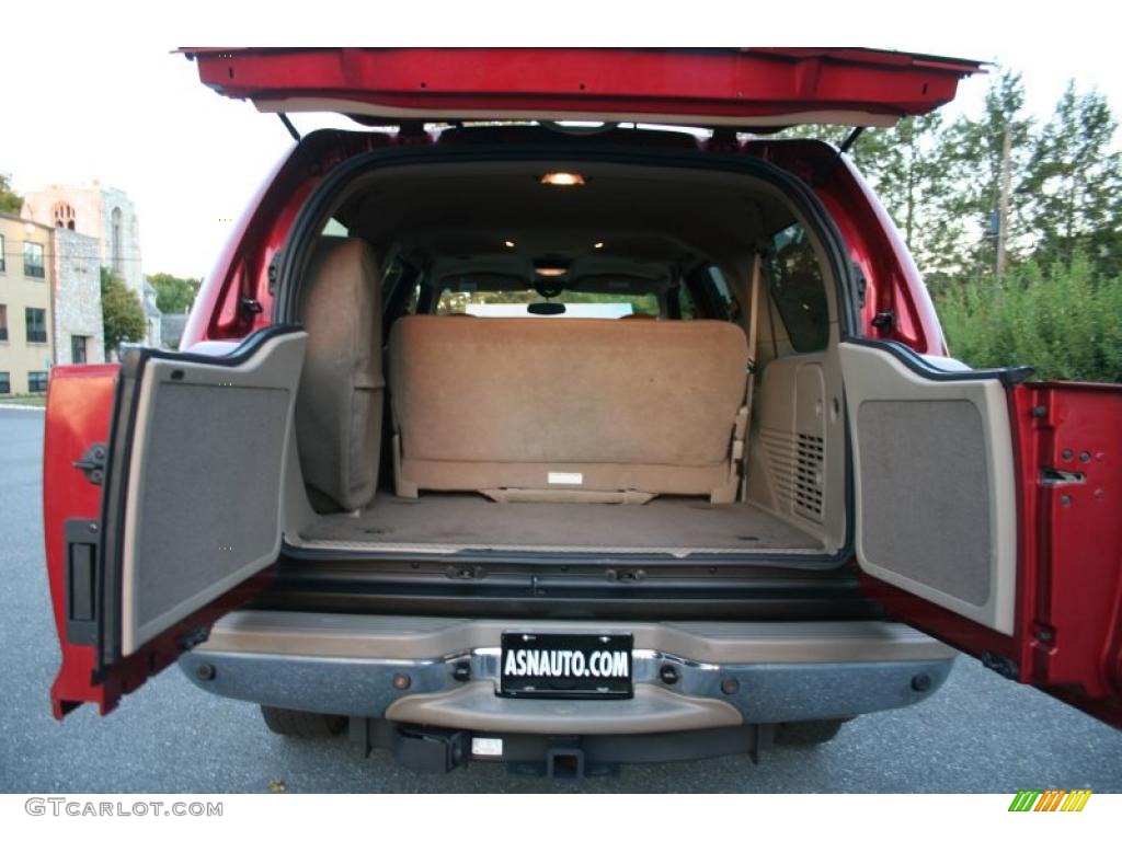 2001 Excursion Limited 4x4 - Toreador Red Metallic / Medium Parchment photo #31