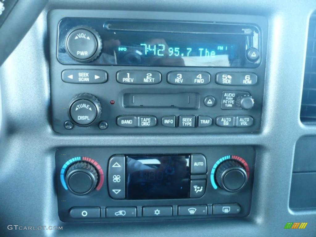 2004 Yukon Denali AWD - Silver Birch Metallic / Stone Gray photo #7