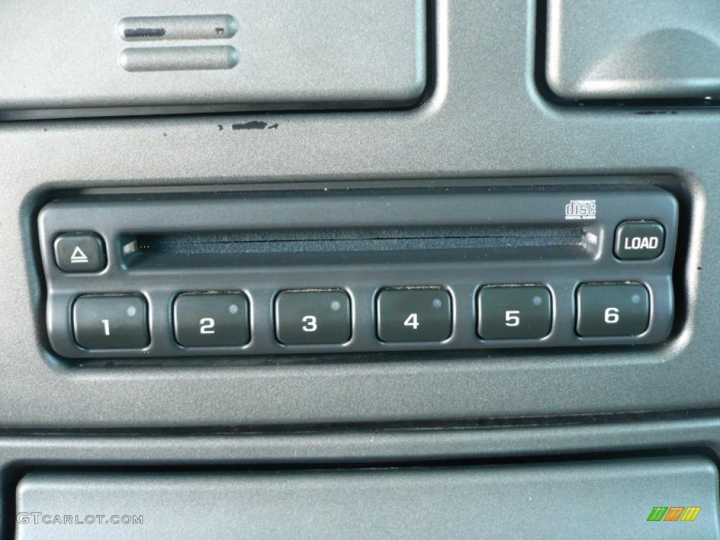 2004 Yukon Denali AWD - Silver Birch Metallic / Stone Gray photo #21