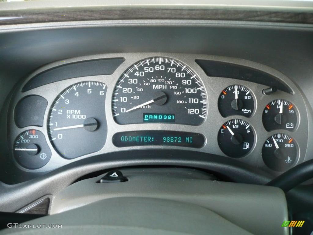 2004 Yukon Denali AWD - Silver Birch Metallic / Stone Gray photo #23