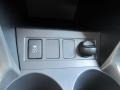 Super White - RAV4 I4 4WD Photo No. 17