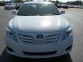 Super White - Camry SE Photo No. 2