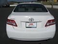 Super White - Camry SE Photo No. 5