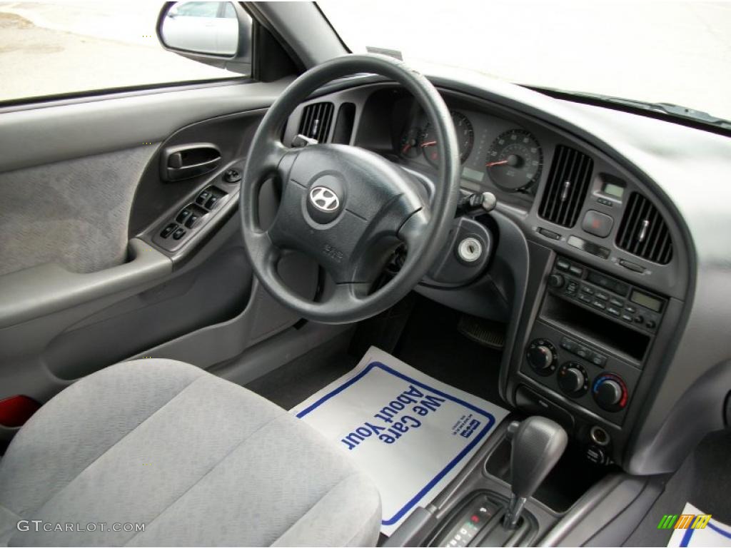 2004 Elantra GLS Sedan - Sterling Silver / Gray photo #7