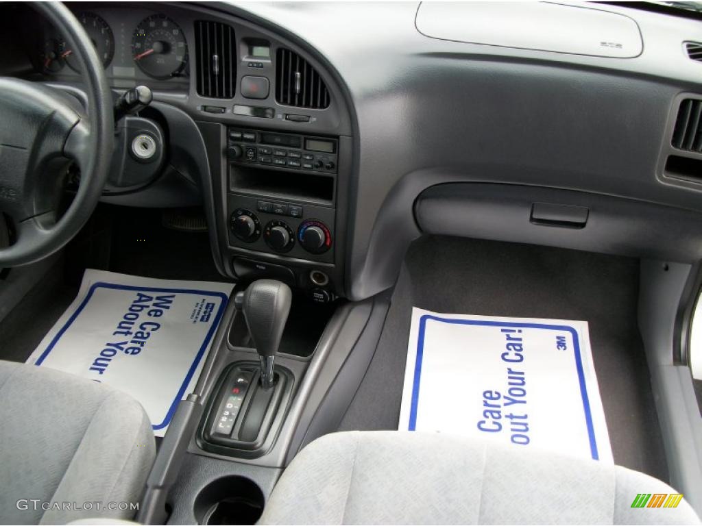 2004 Elantra GLS Sedan - Sterling Silver / Gray photo #8