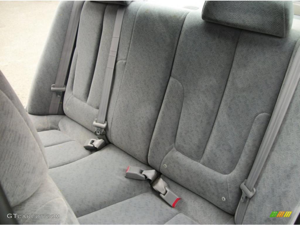 2004 Elantra GLS Sedan - Sterling Silver / Gray photo #16