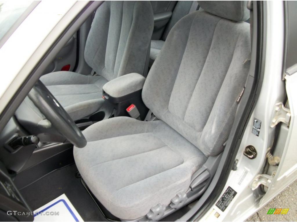 2004 Elantra GLS Sedan - Sterling Silver / Gray photo #26