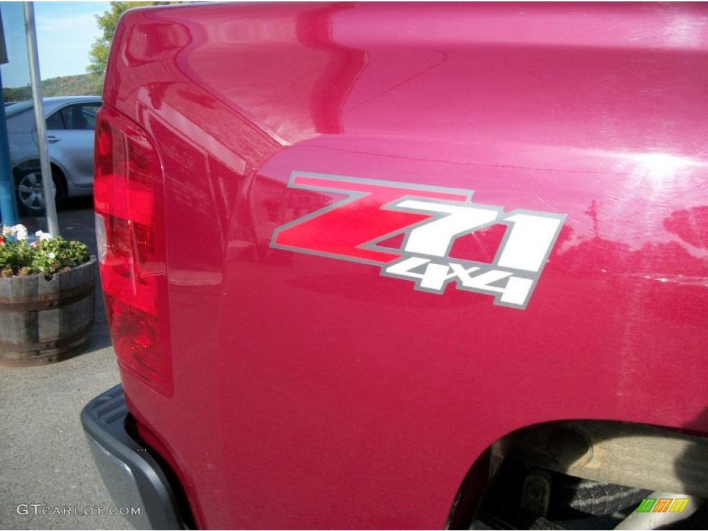 2007 Silverado 1500 LT Z71 Extended Cab 4x4 - Sport Red Metallic / Light Titanium/Ebony Black photo #36