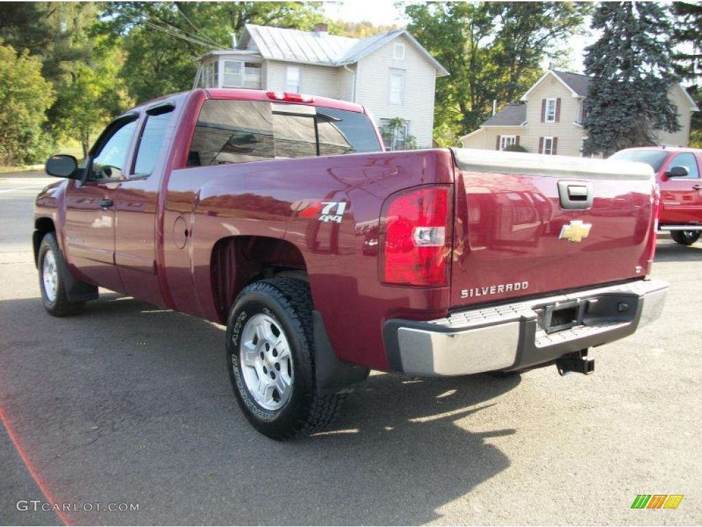 2007 Silverado 1500 LT Z71 Extended Cab 4x4 - Sport Red Metallic / Light Titanium/Ebony Black photo #52