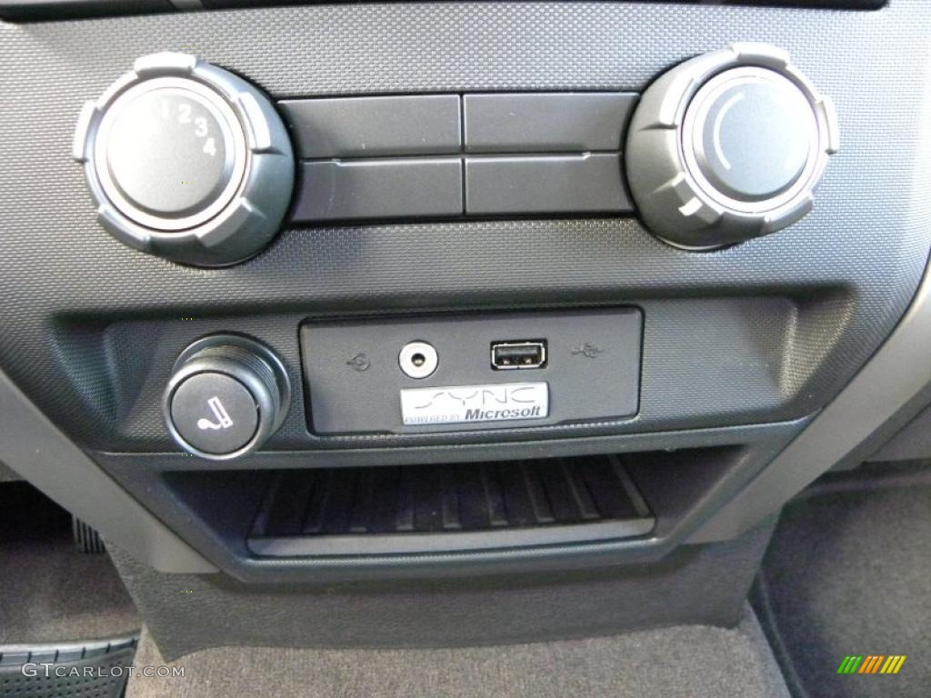 2010 F150 XLT Regular Cab - Sterling Grey Metallic / Medium Stone photo #18