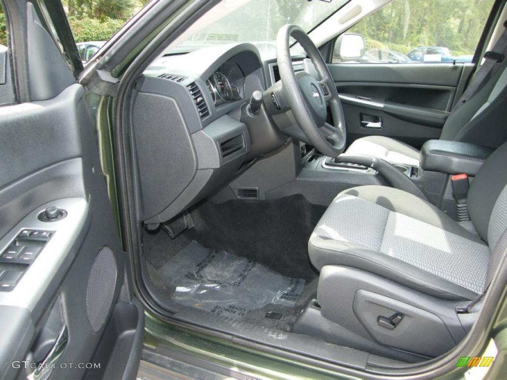 2009 Grand Cherokee Laredo 4x4 - Jeep Green Metallic / Medium Slate Gray/Dark Slate Gray photo #13