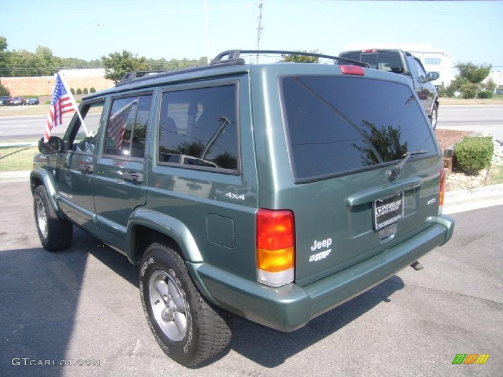 2000 Cherokee Classic 4x4 - Medium Fern Green Metallic / Agate Black photo #3