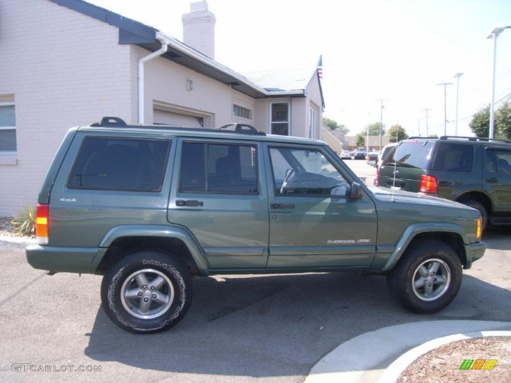 2000 Cherokee Classic 4x4 - Medium Fern Green Metallic / Agate Black photo #6