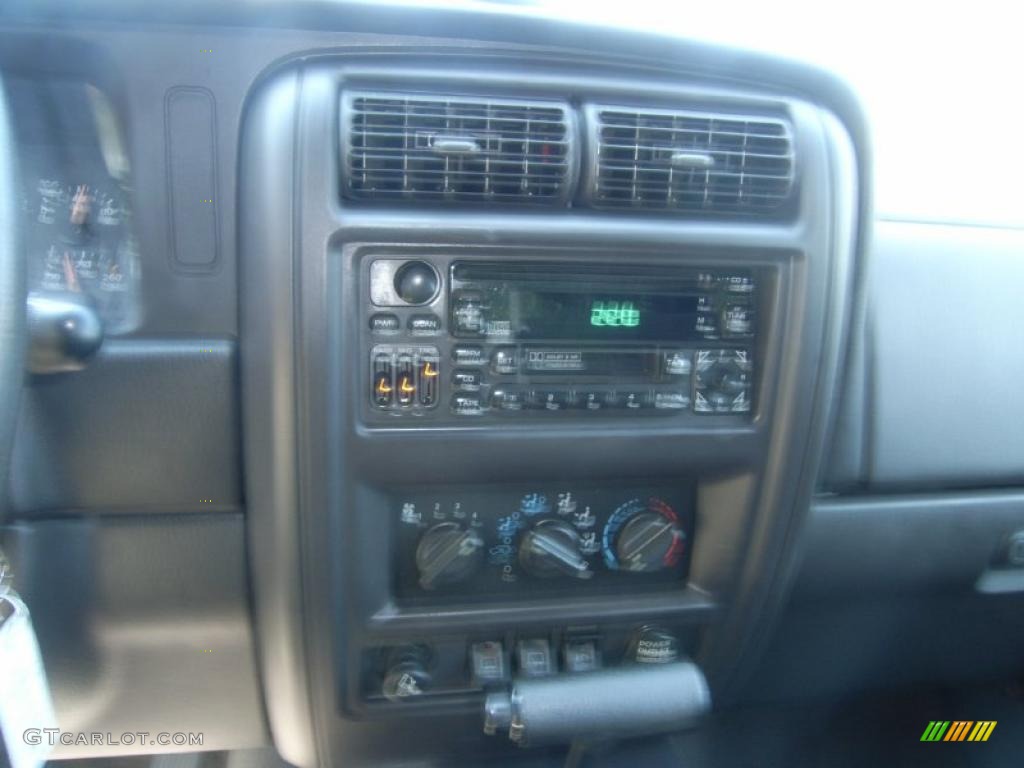 2000 Cherokee Classic 4x4 - Medium Fern Green Metallic / Agate Black photo #19