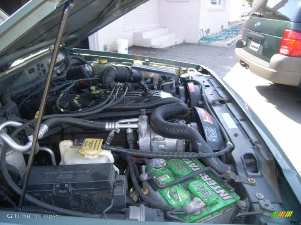 2000 Cherokee Classic 4x4 - Medium Fern Green Metallic / Agate Black photo #21