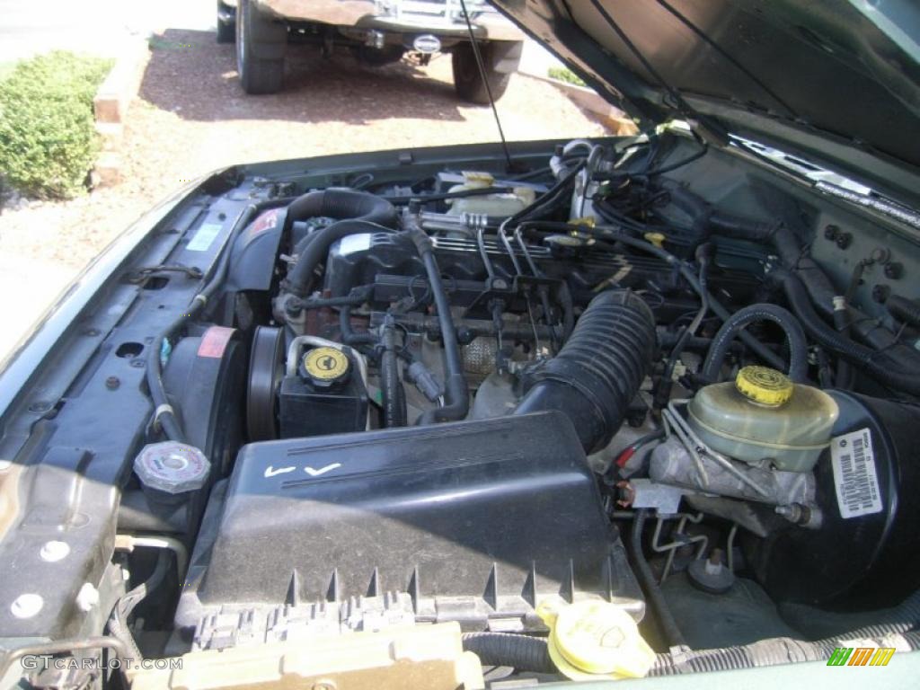 2000 Cherokee Classic 4x4 - Medium Fern Green Metallic / Agate Black photo #23