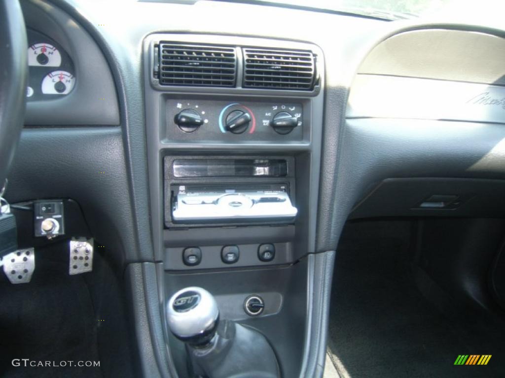 2002 Mustang GT Coupe - Black / Dark Charcoal photo #5